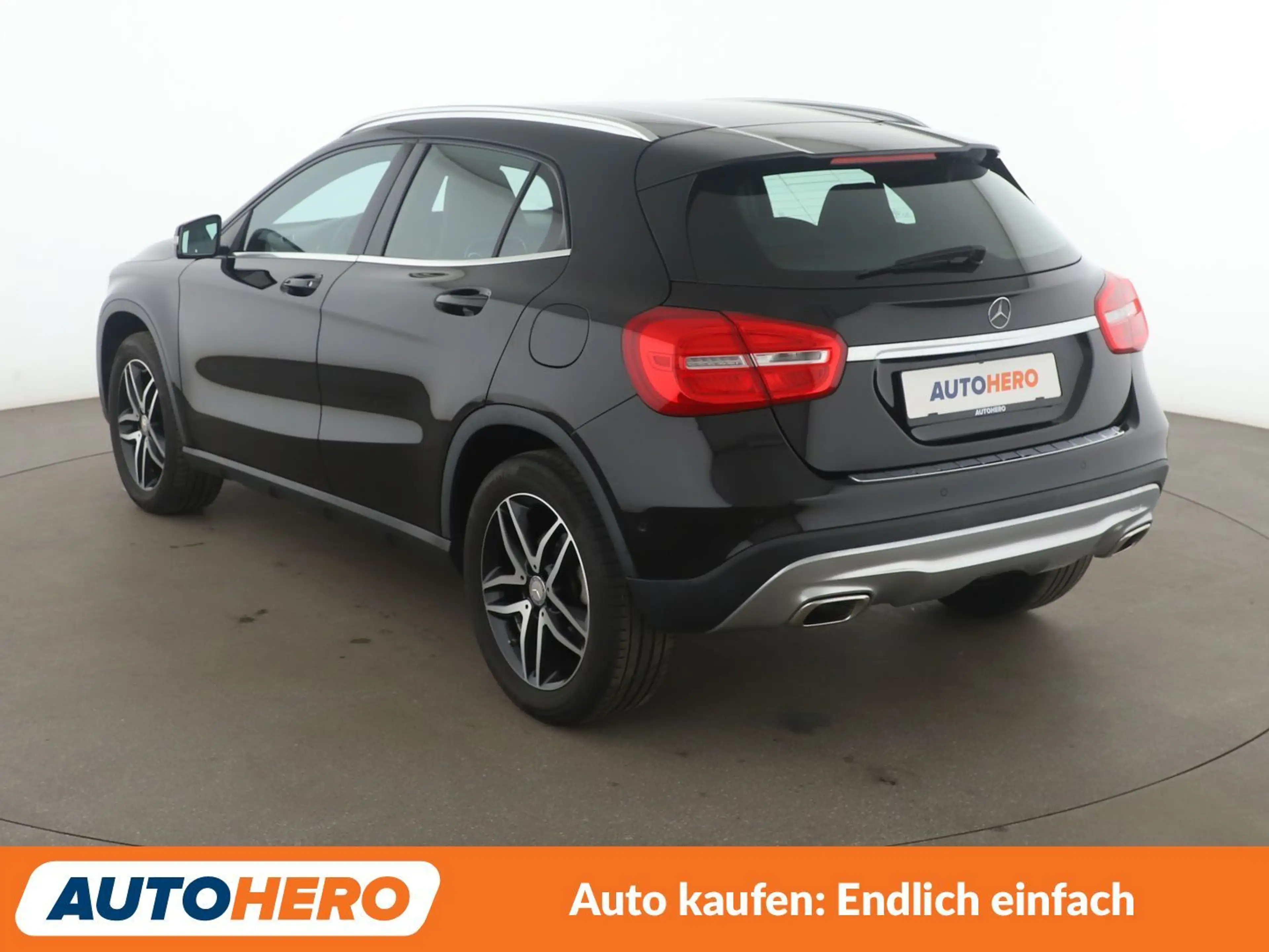 Mercedes-Benz GLA 180 GLA 180 d Urban *NAVI*BI-XENON*PDC*SHZ* — photo 4