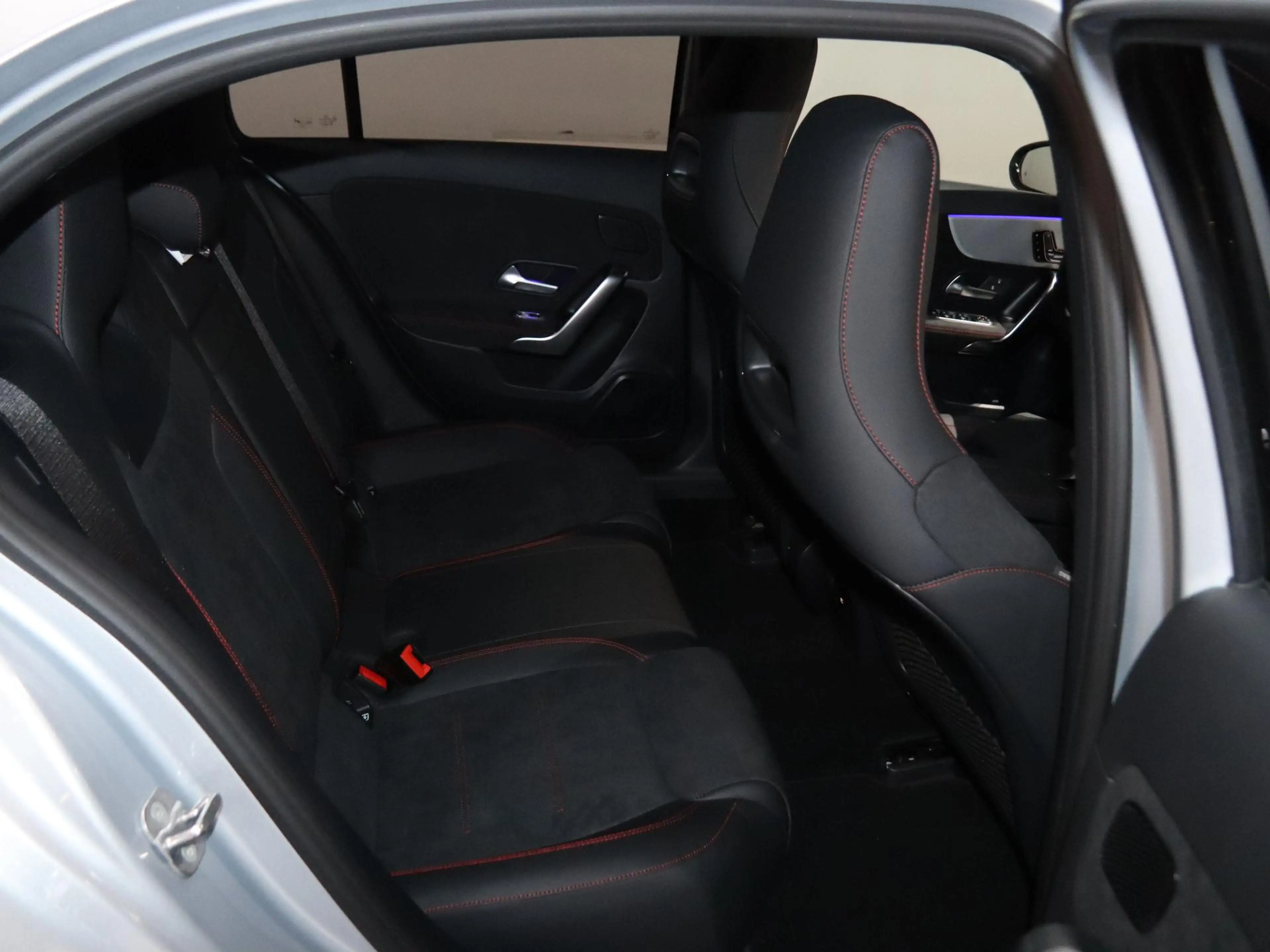 Mercedes-Benz A 180 Business Solution AMG | Panoramaschuifdak | Premiu — photo 9