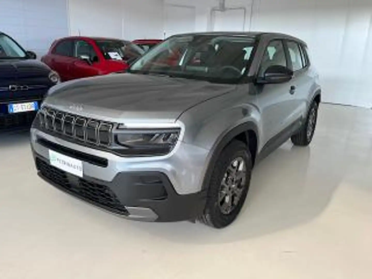 Jeep Avenger 1.2 Turbo MHEV DCT Longitude MY25 Km.0 Grigio - 1