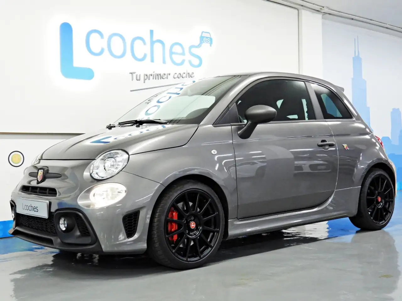 Abarth 695 2023
