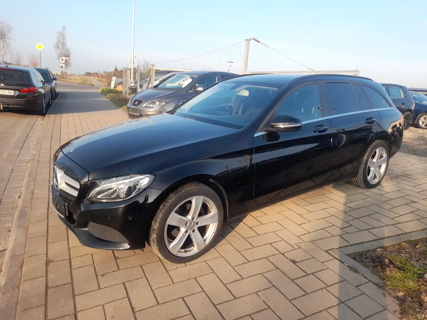 Mercedes-Benz C 180 (BlueTEC) d T Exclusive Schwarz - 1