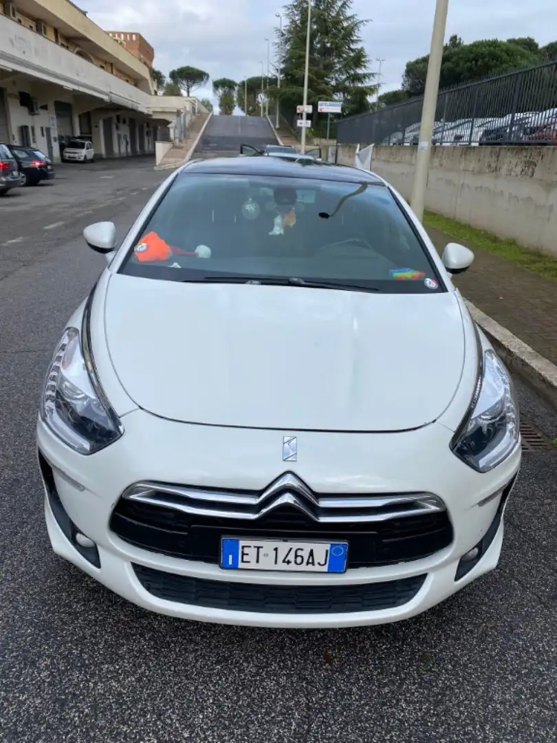 DS Automobiles DS 5 2.0 HDi 160 Sport Chic Biały - 2