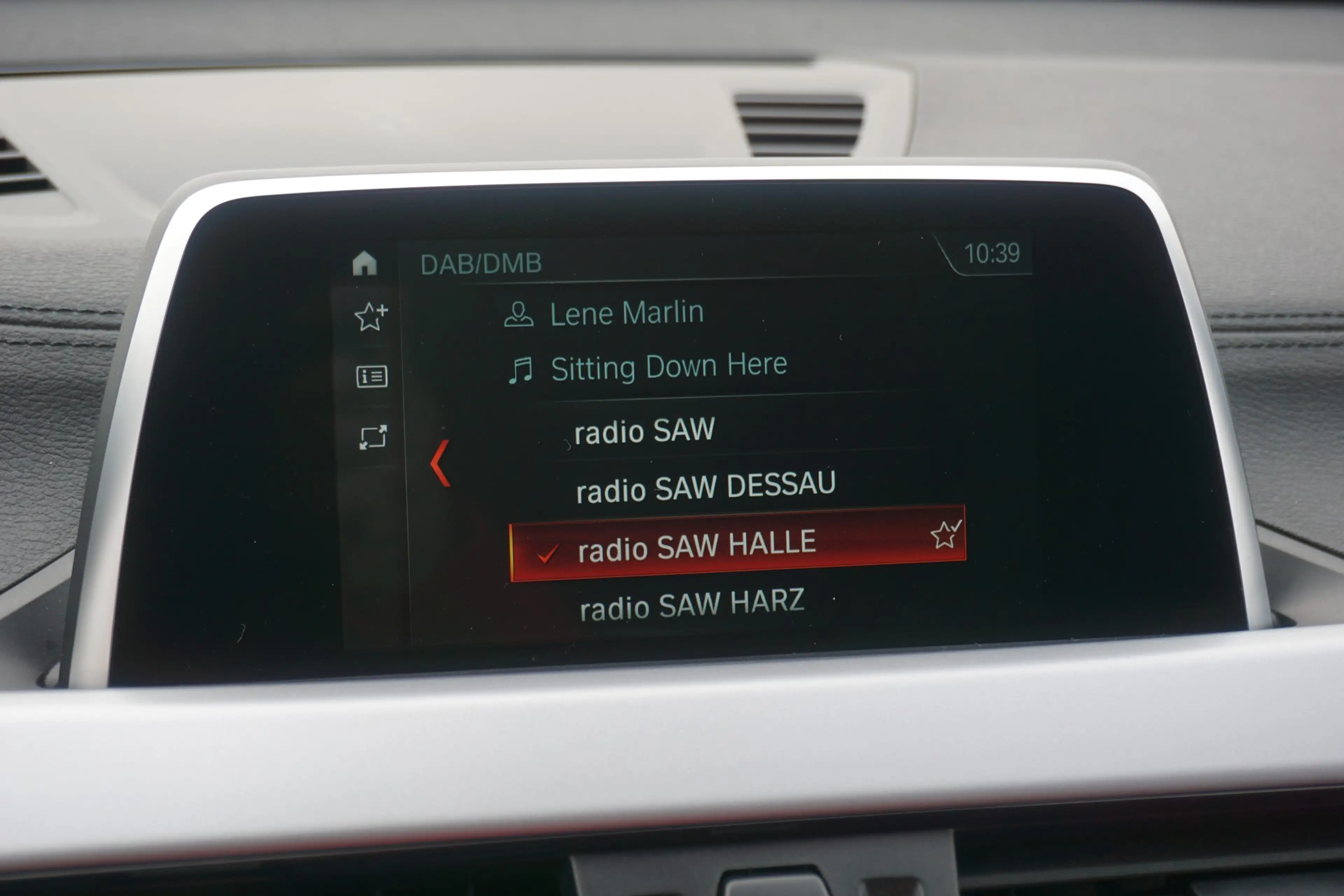 BMW X2 sDrive 18i Advantage Aut. LED Navi Kamera — photo 12
