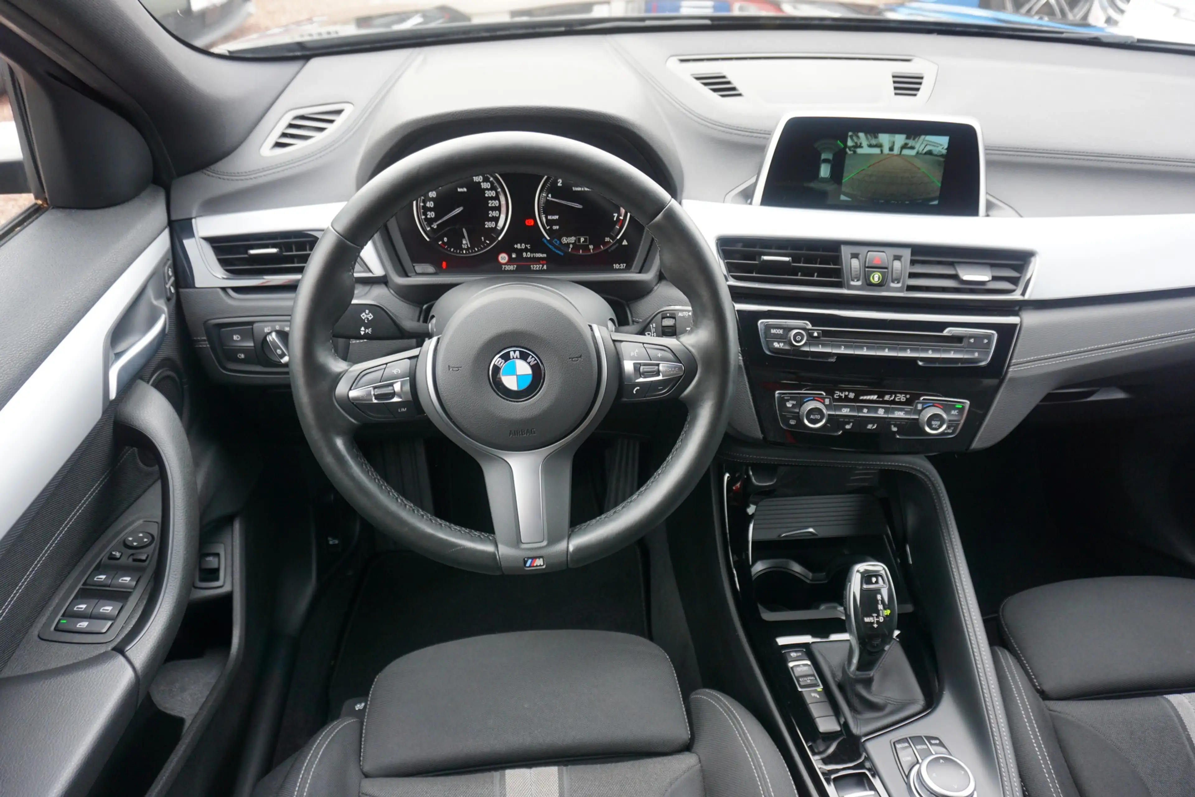 BMW X2 sDrive 18i Advantage Aut. LED Navi Kamera — photo 11