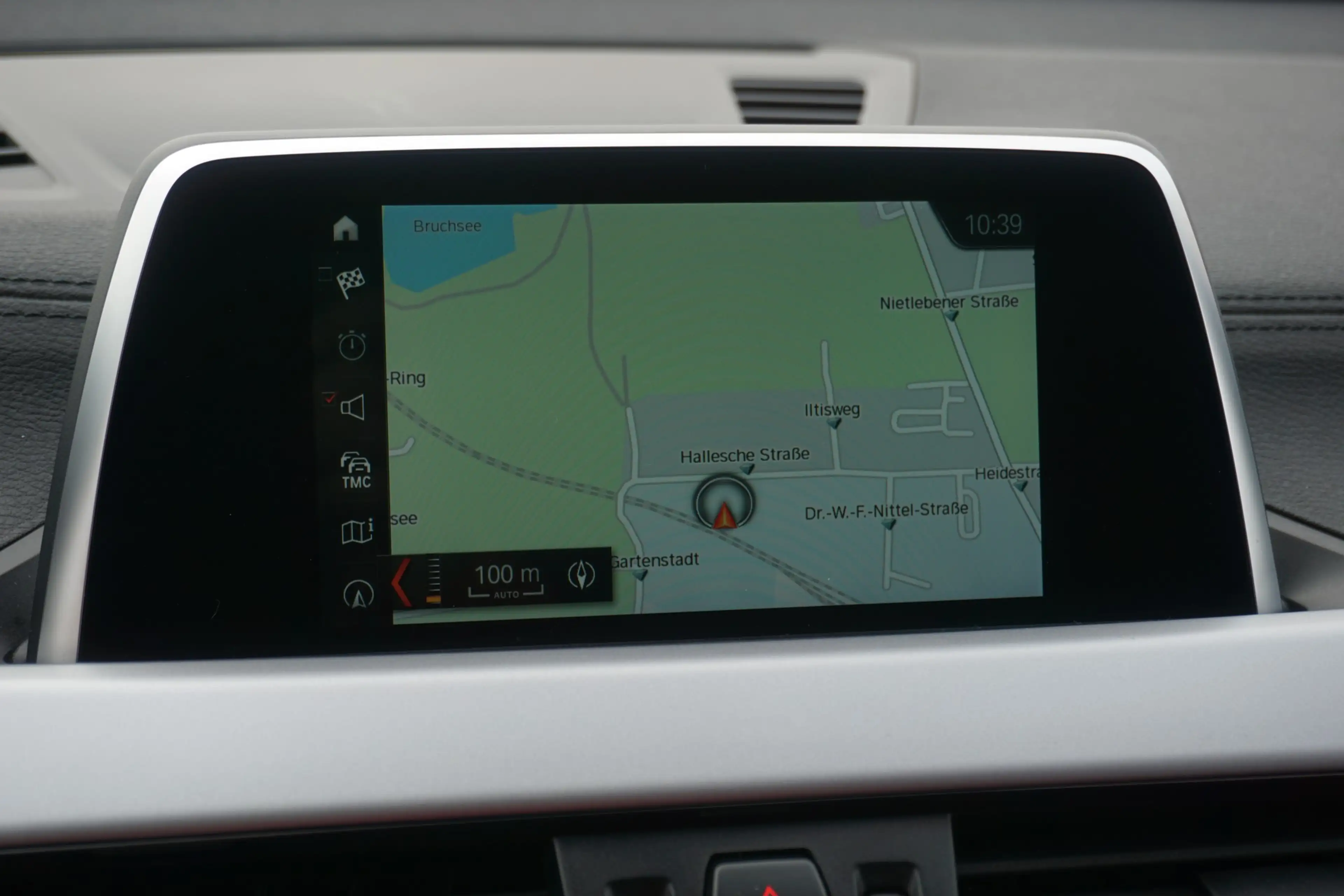 BMW X2 sDrive 18i Advantage Aut. LED Navi Kamera — photo 14