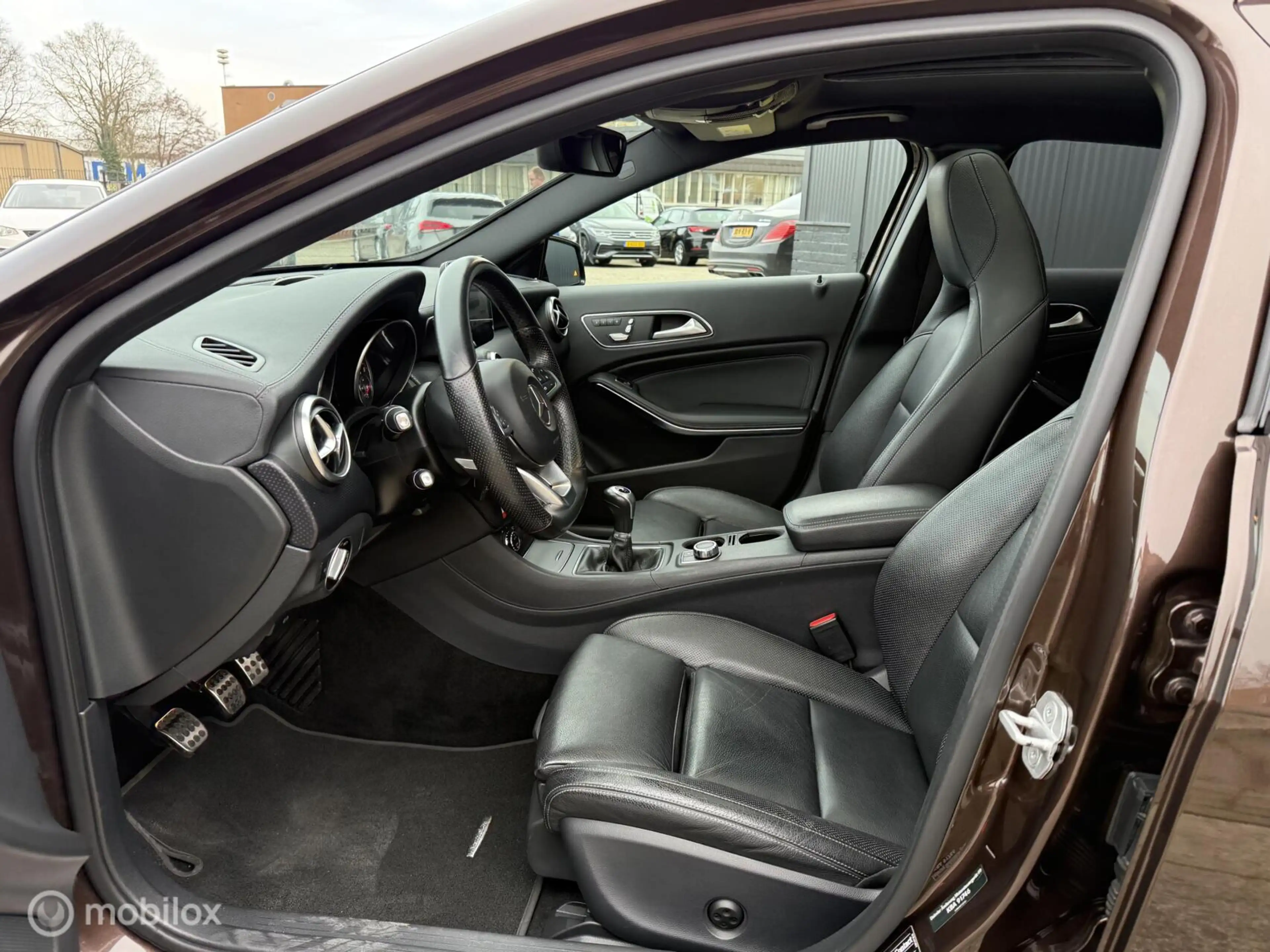 Mercedes-Benz A 200 d AMG Night Pakket PANORAMADAK|BOMVOL — photo 10