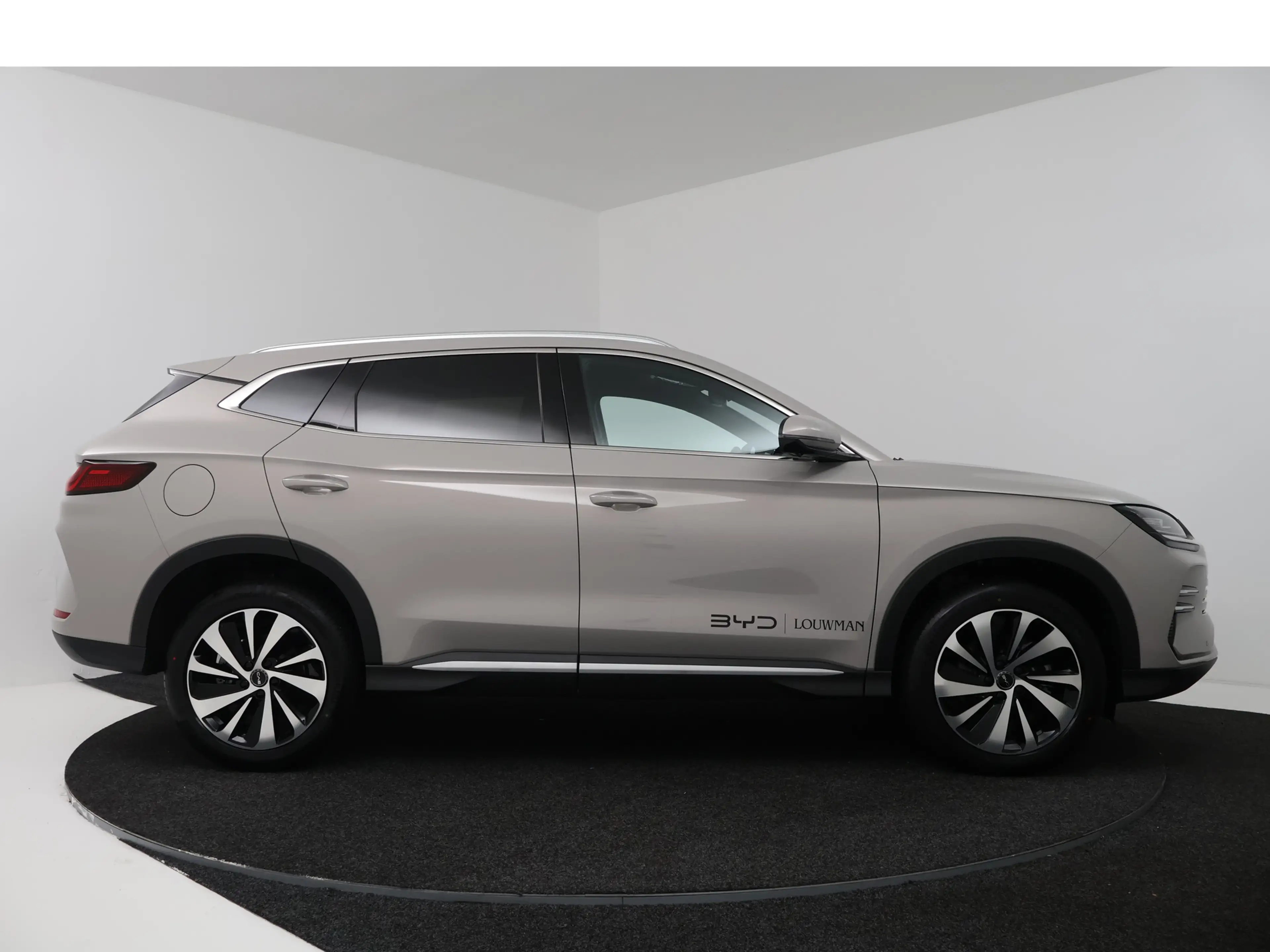 BYD Seal U 1.5 DM-i FWD Boost | Origineel NL! | NAP! — photo 14