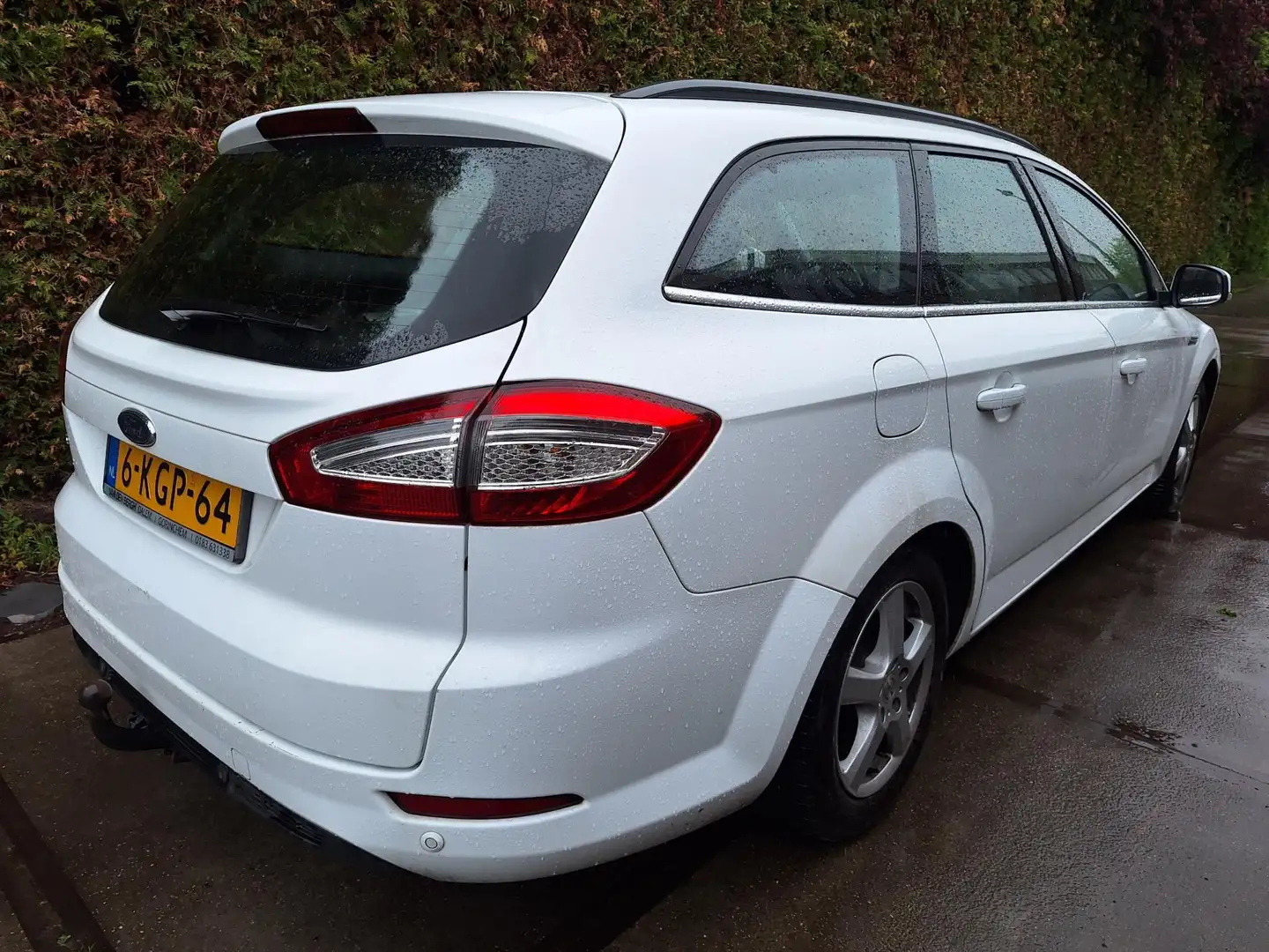 Ford Mondeo Wagon 1.6 TDCi ECOnetic Lease Trend White - 2