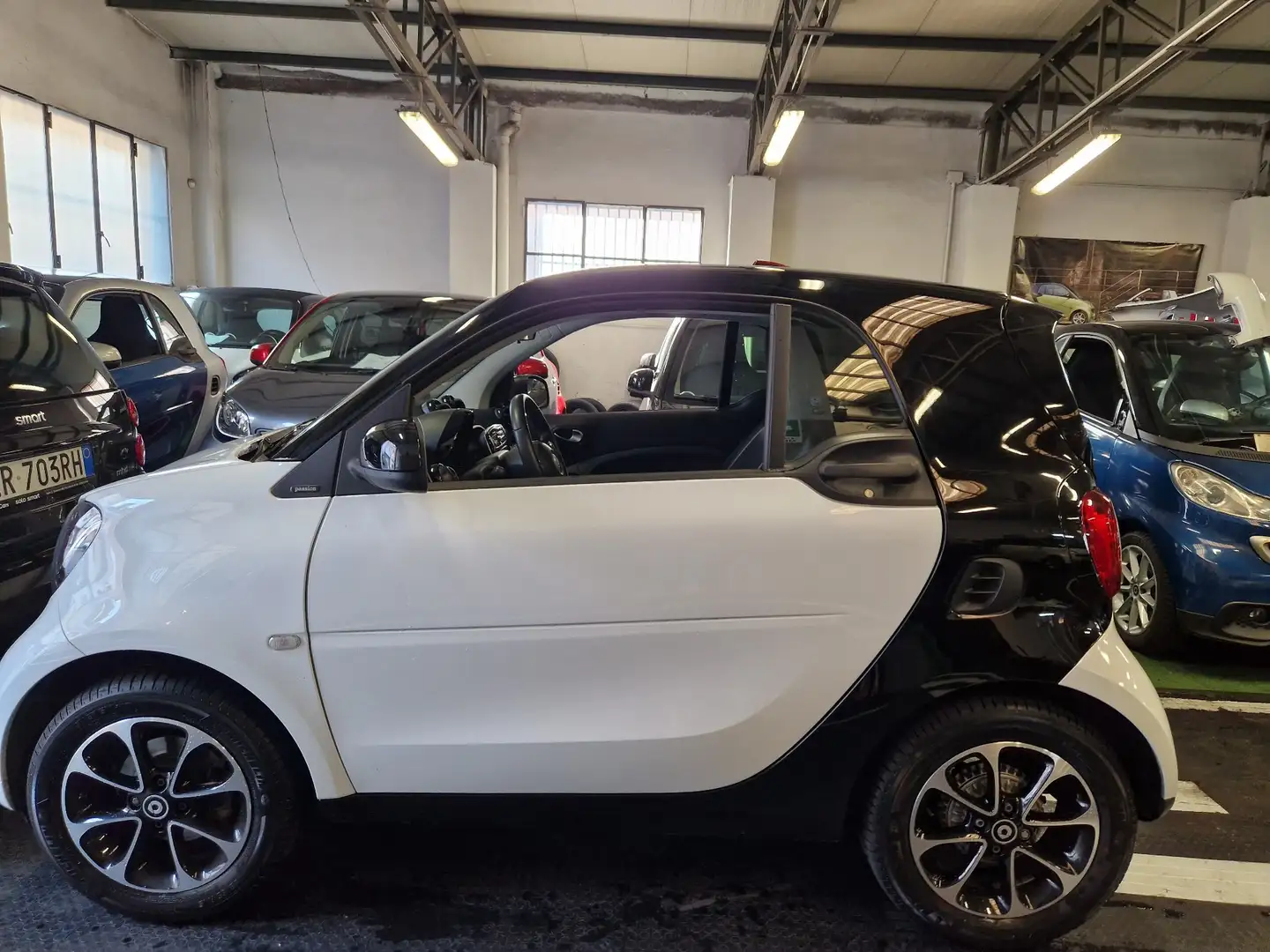 smart forTwo passion automatica solo 14900km full garanzia Bianco - 1