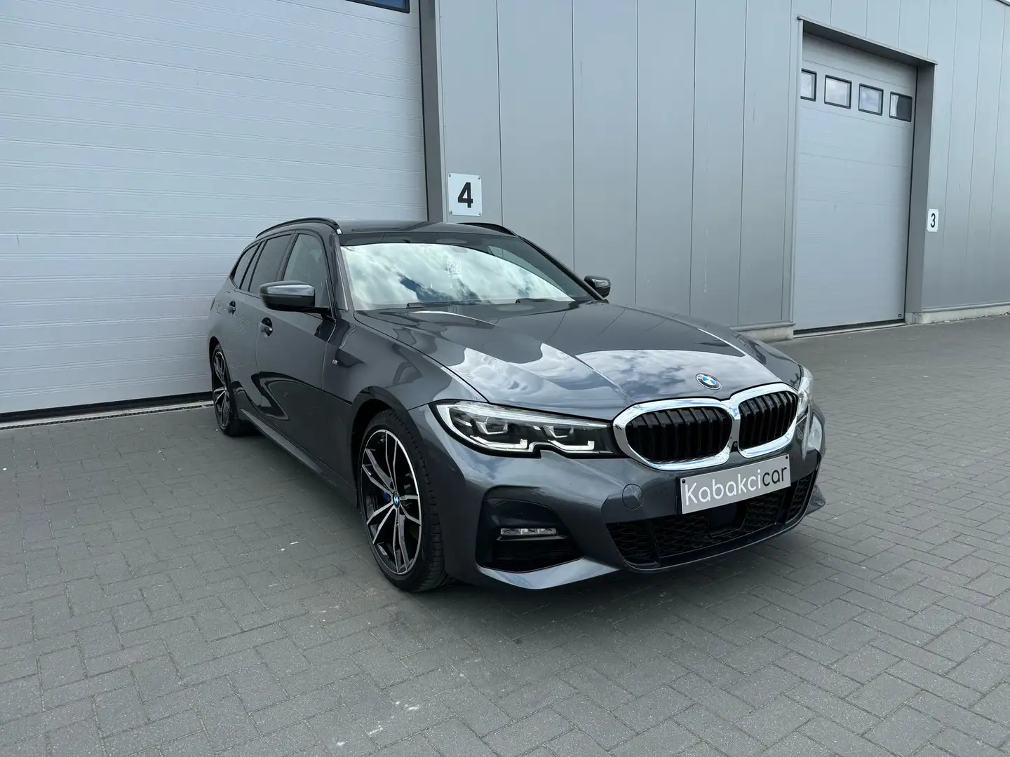 BMW 330 dAS AdBlue // PACK M // CUIR / CAMERA 360 / Gris - 1