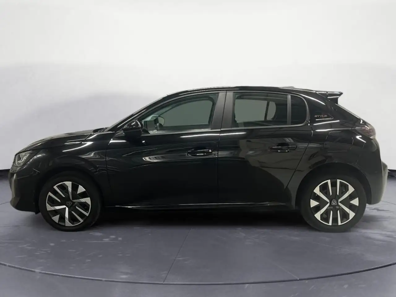 Peugeot 208 208 — photo 6