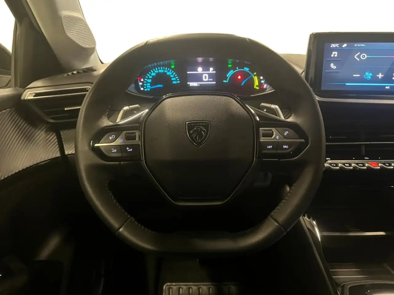 Peugeot 208 208 — photo 16