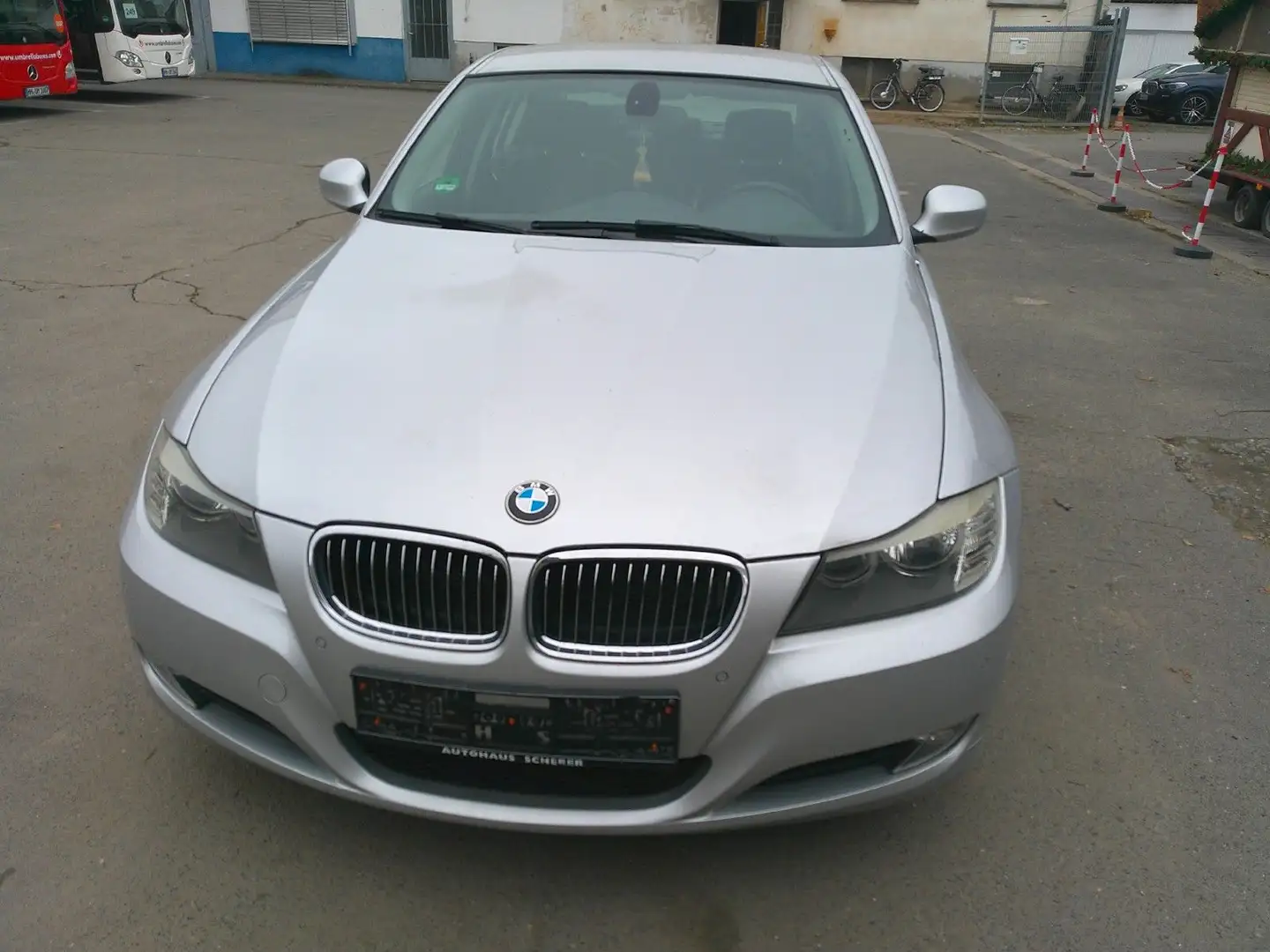 BMW 325 i Edition Silber - 2