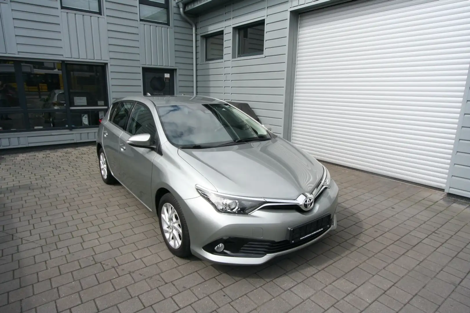 Toyota Auris Comfort Gri - 1