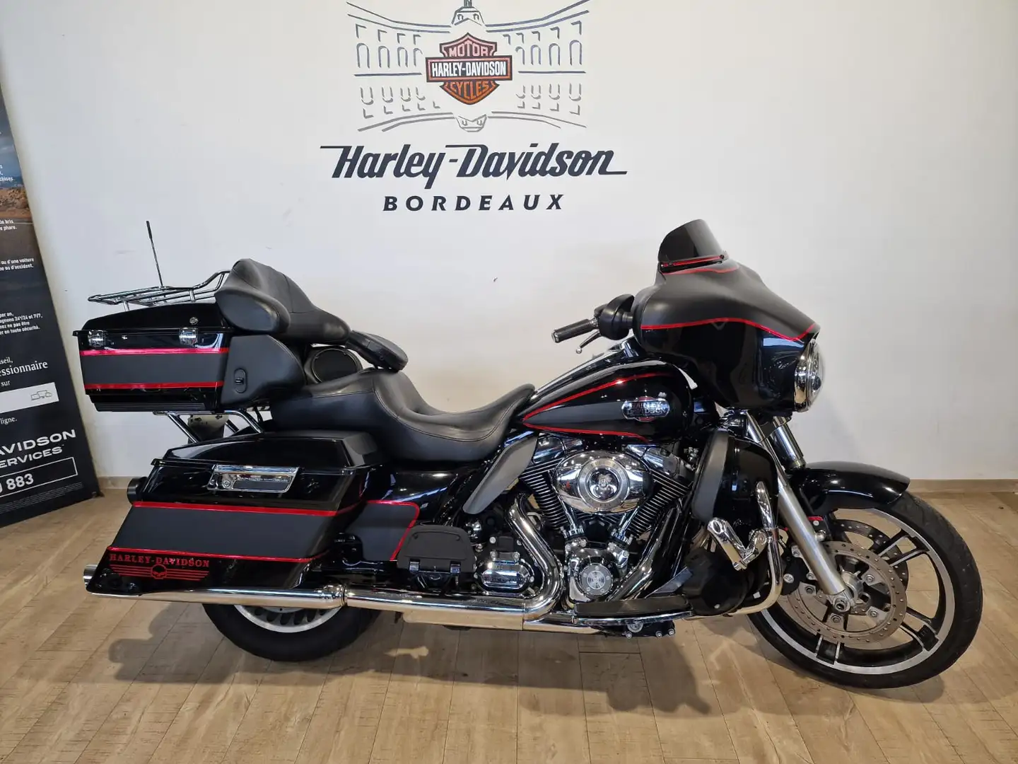 Harley-Davidson Electra Glide Noir - 1