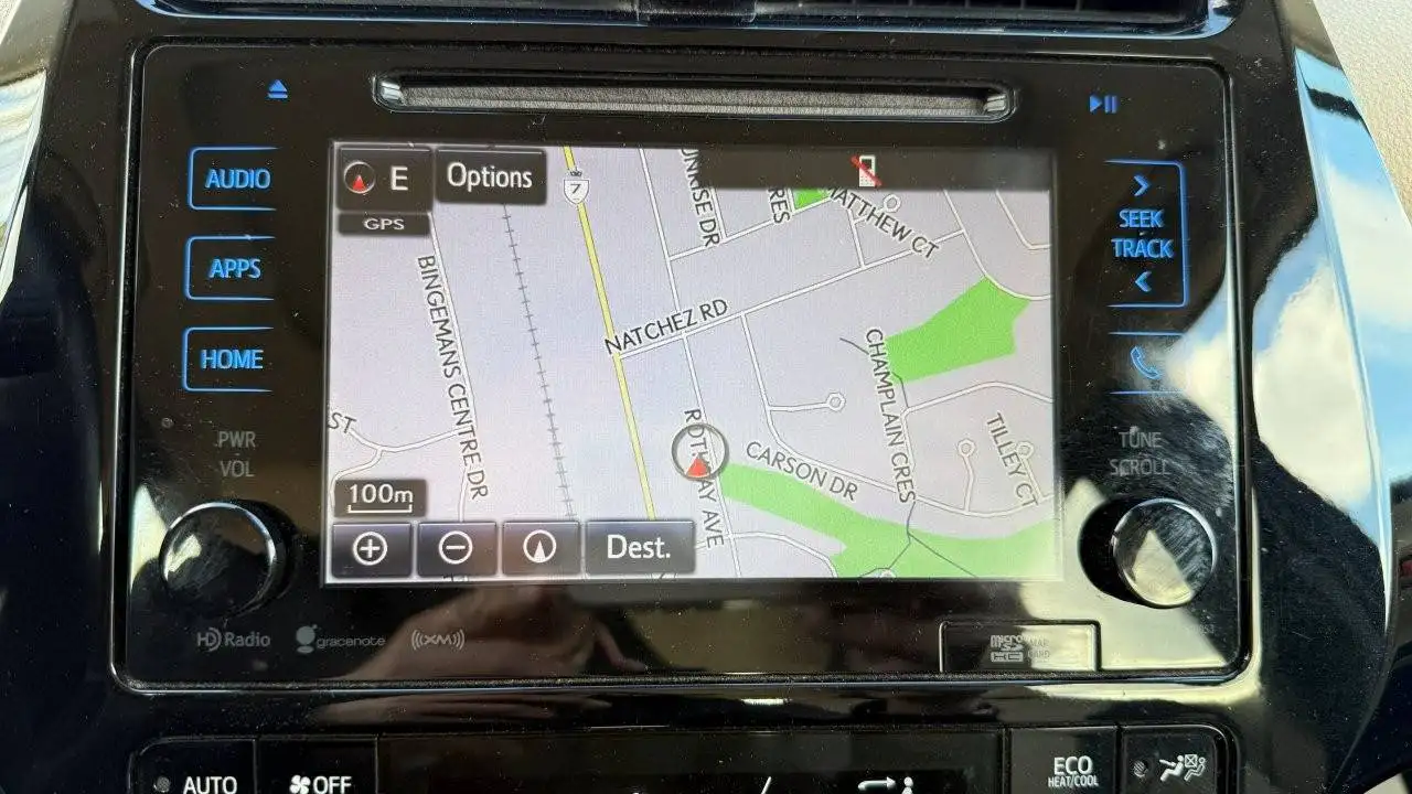 Toyota Prius снимка Toyota Prius