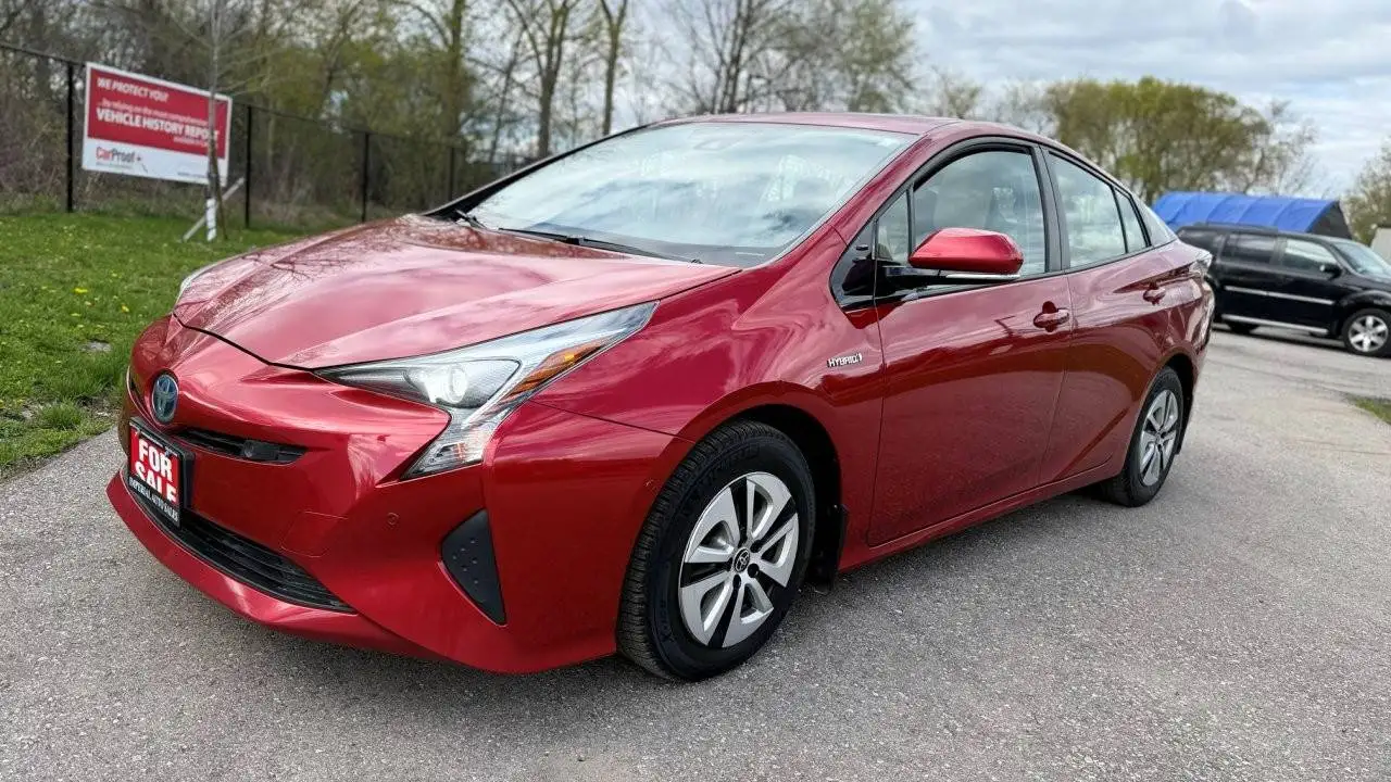 Toyota Prius снимка Toyota Prius