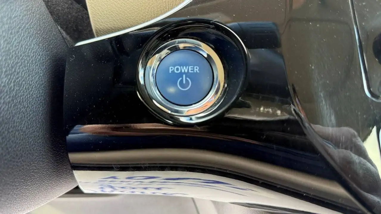 Toyota Prius снимка Toyota Prius