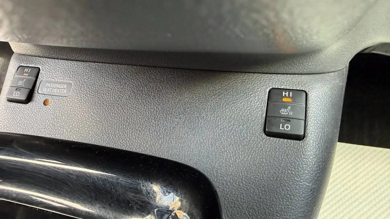 Toyota Prius снимка Toyota Prius