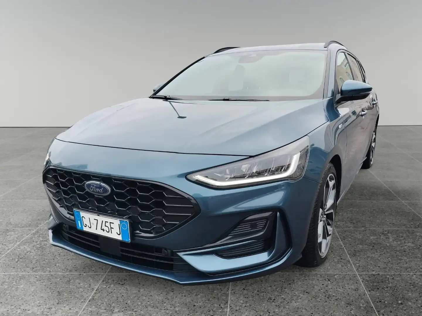 Ford Focus 1.0 EcoBoost Hybrid Powershift 125CV SW ST Line Blau - 1