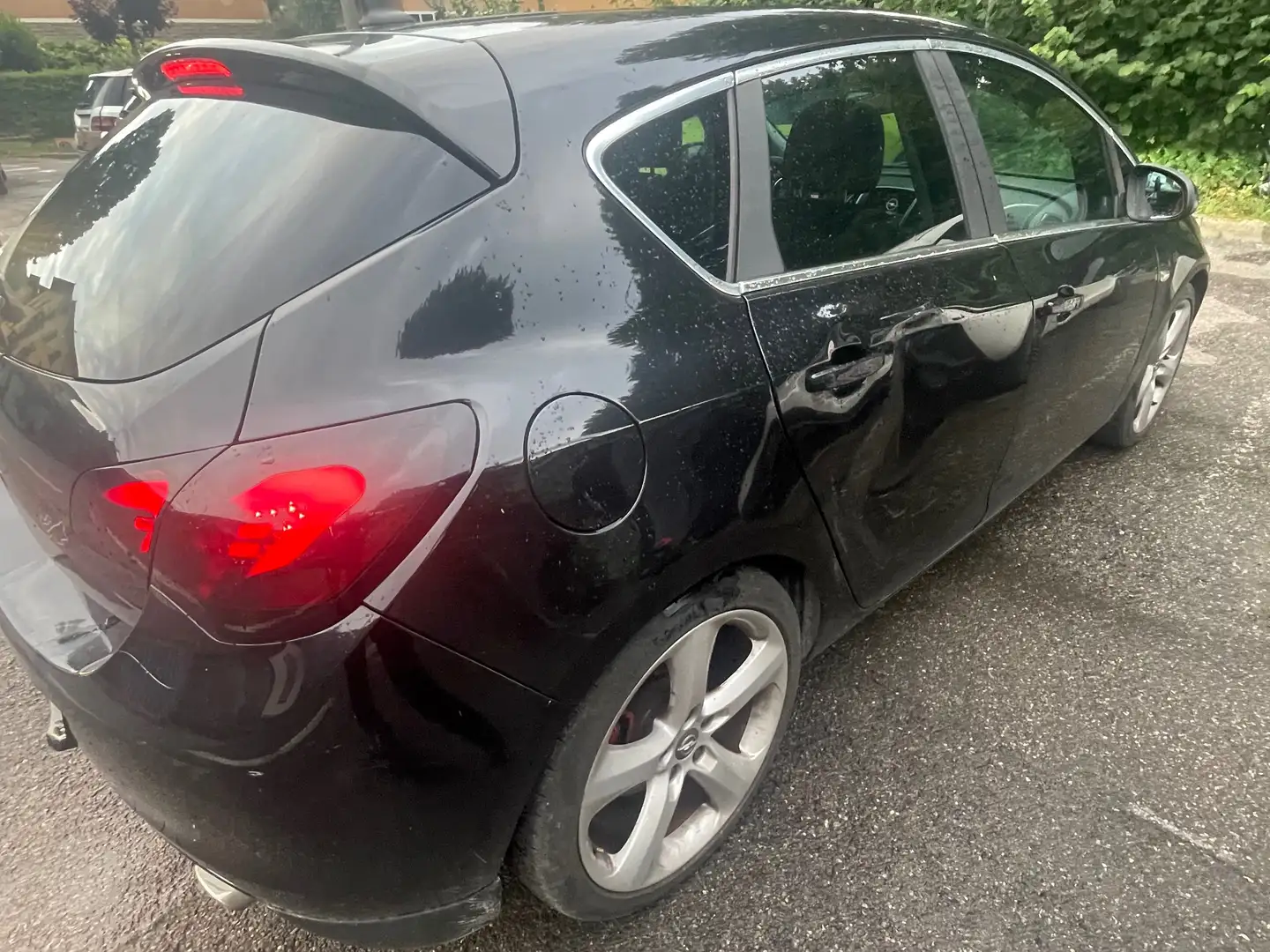 Opel Astra Astra IV 20105p 2.0 cdti Cosmo 165cv Nero - 2