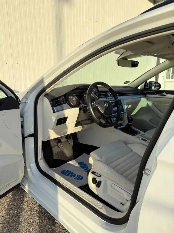 2018 Volkswagen Passat Variant Comfortline BMT/Start-Stop, photograph 9