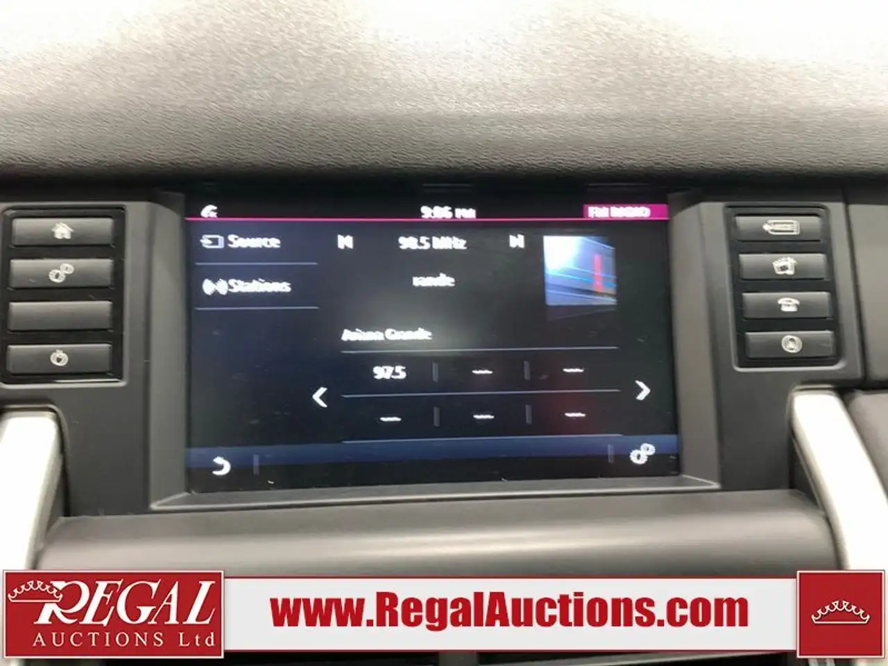 Land Rover Discovery Sport снимка Land Rover Discovery Sport