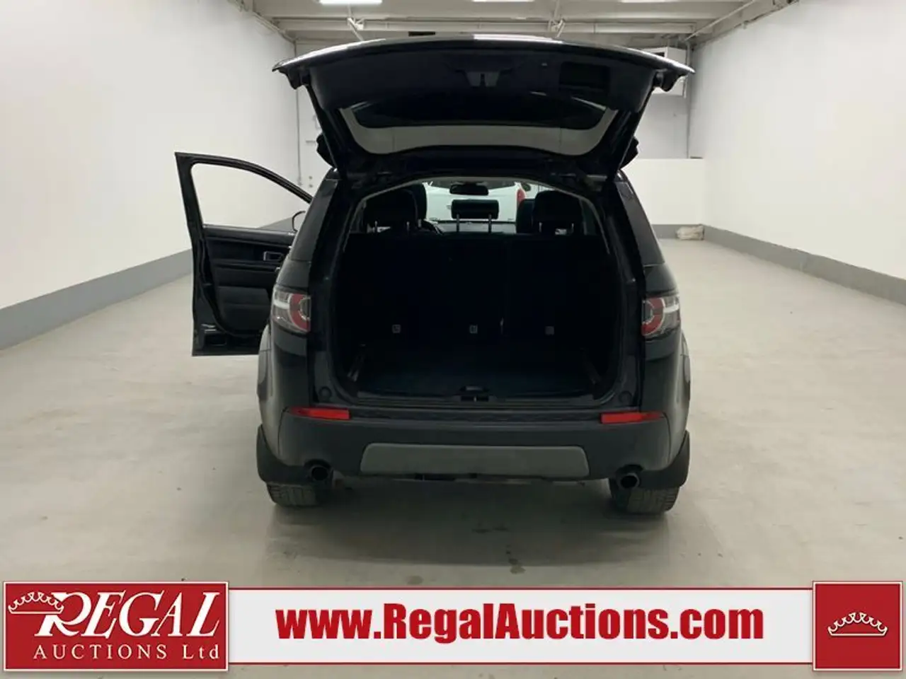 Land Rover Discovery Sport снимка Land Rover Discovery Sport