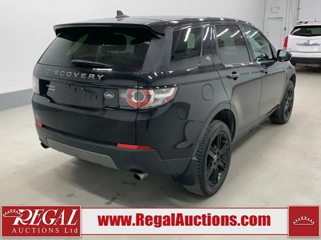 Land Rover Discovery Sport снимка Land Rover Discovery Sport