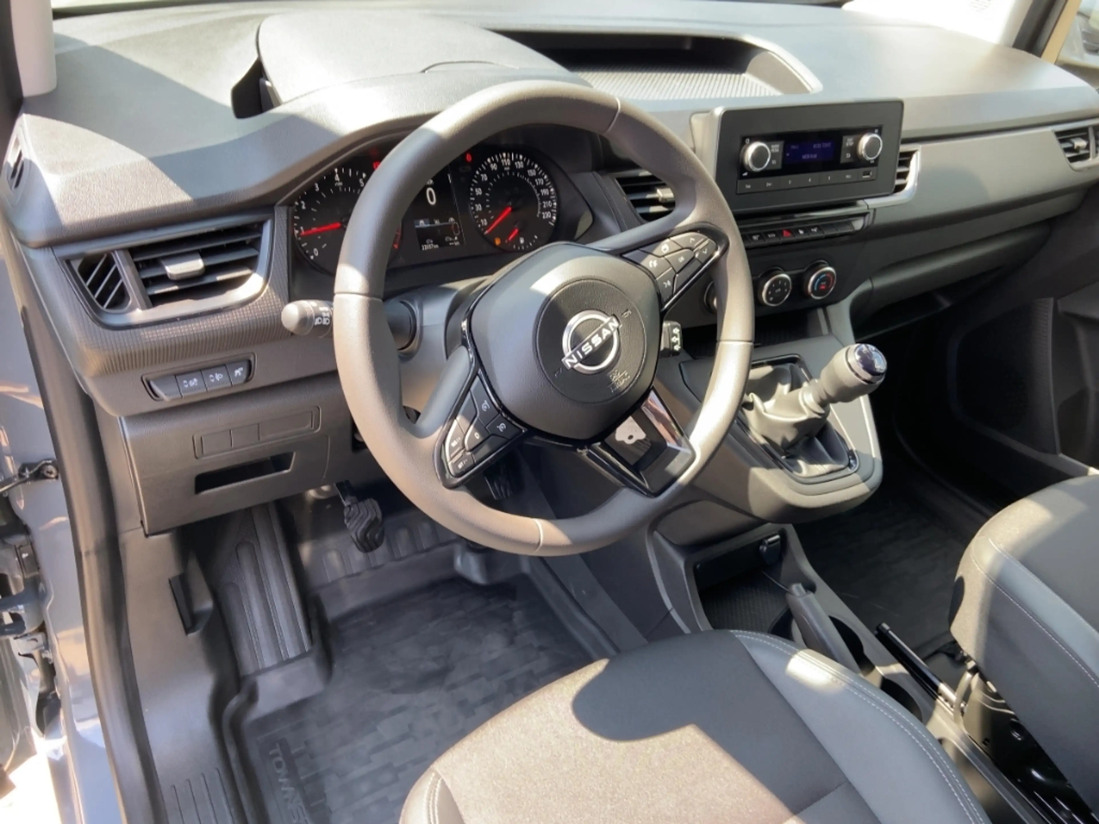 Nissan Townstar ACENTA Kasten L1 2,0t 130PS Klima/PDC/Carplay — photo 9