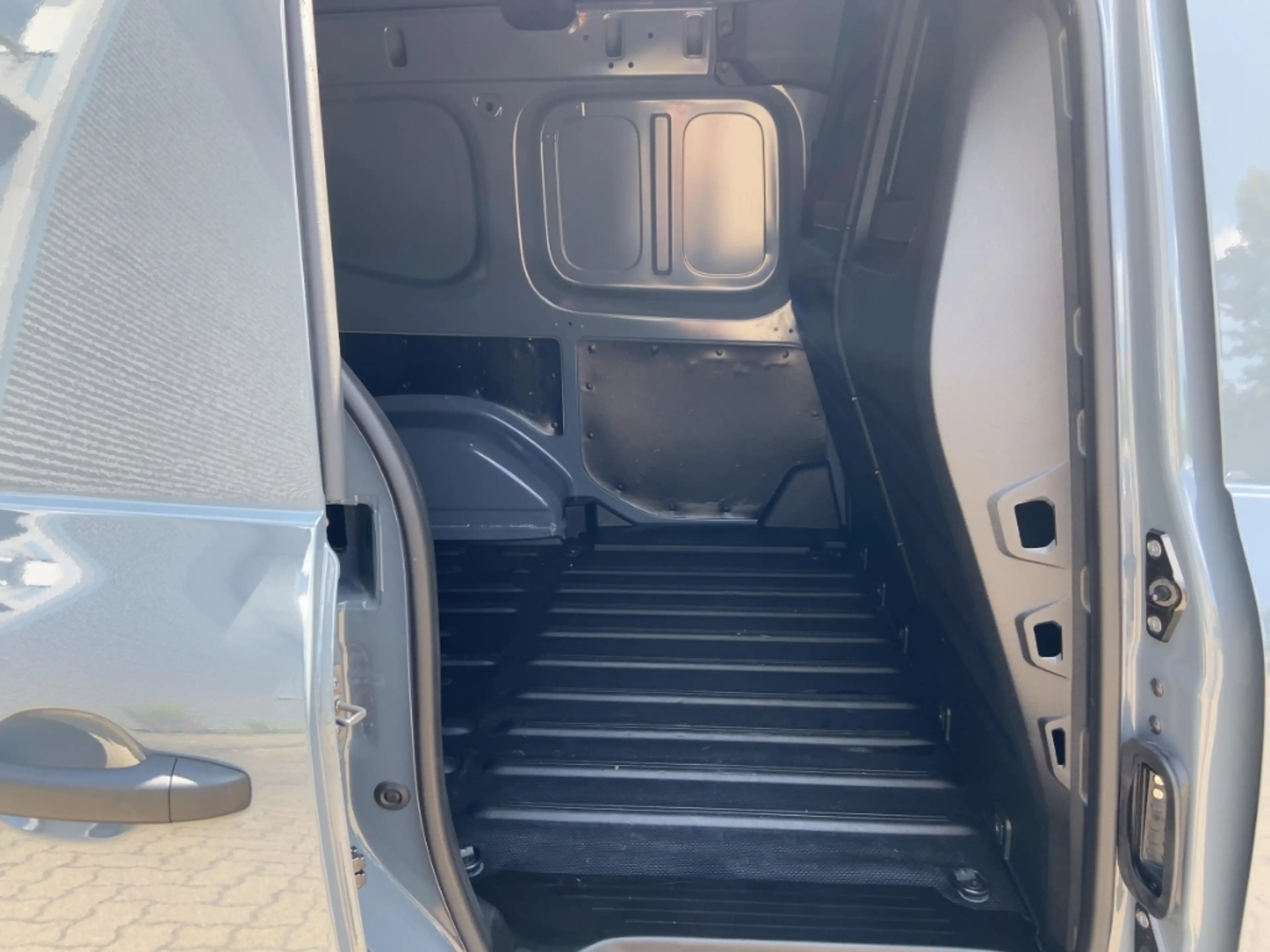 Nissan Townstar ACENTA Kasten L1 2,0t 130PS Klima/PDC/Carplay — photo 11