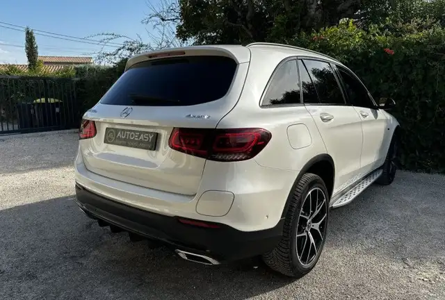 Mercedes-Benz GLC view 6