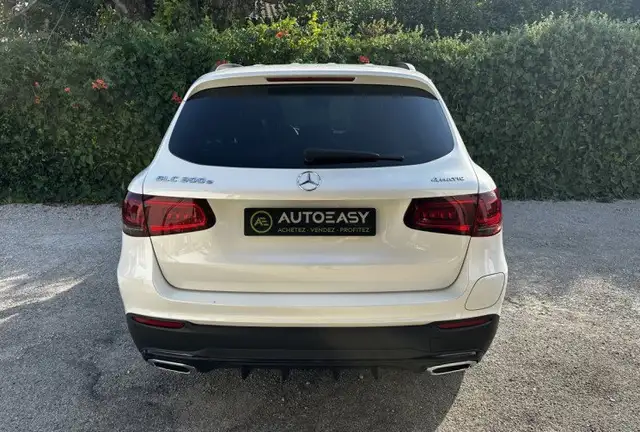 Mercedes-Benz GLC view 5
