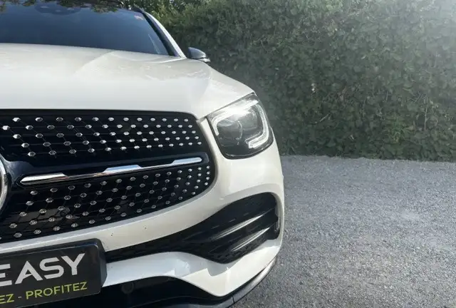 Mercedes-Benz GLC view 11