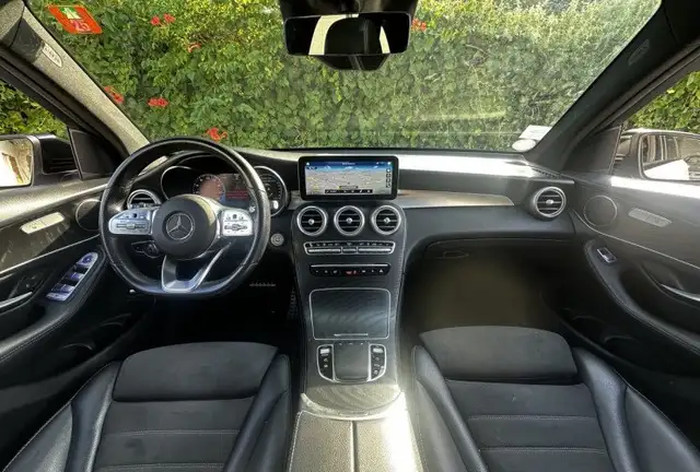Mercedes-Benz GLC view 14