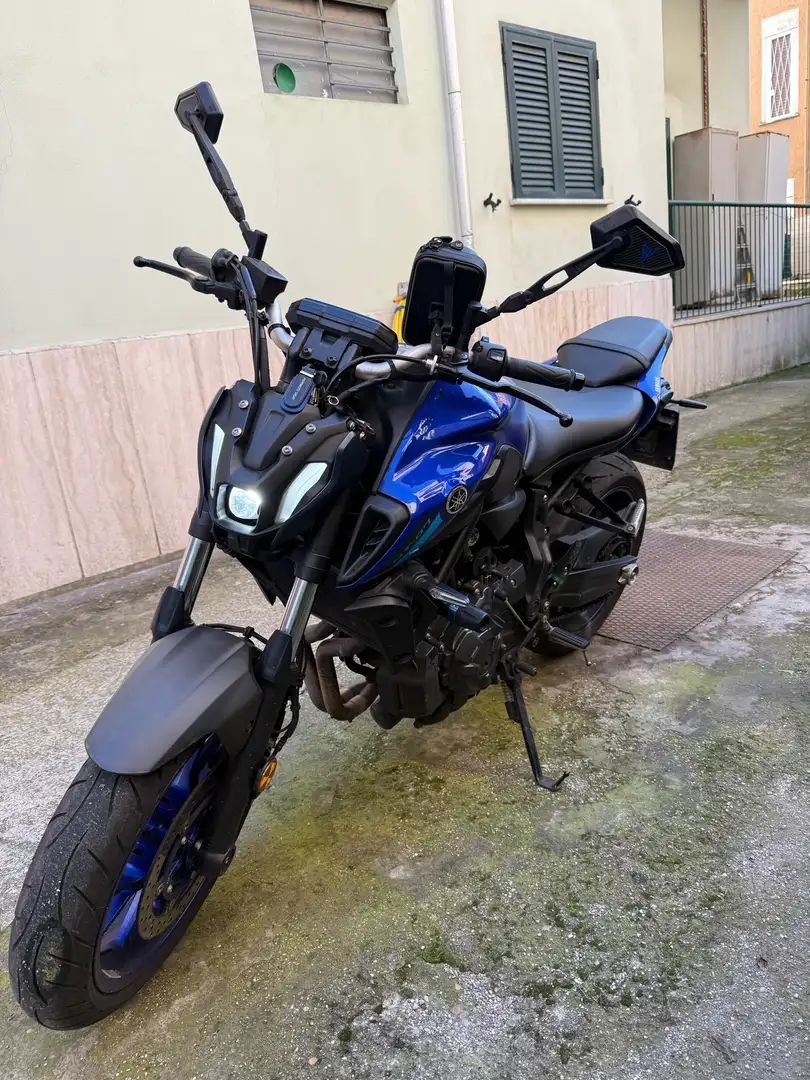 Yamaha MT-07 - 2