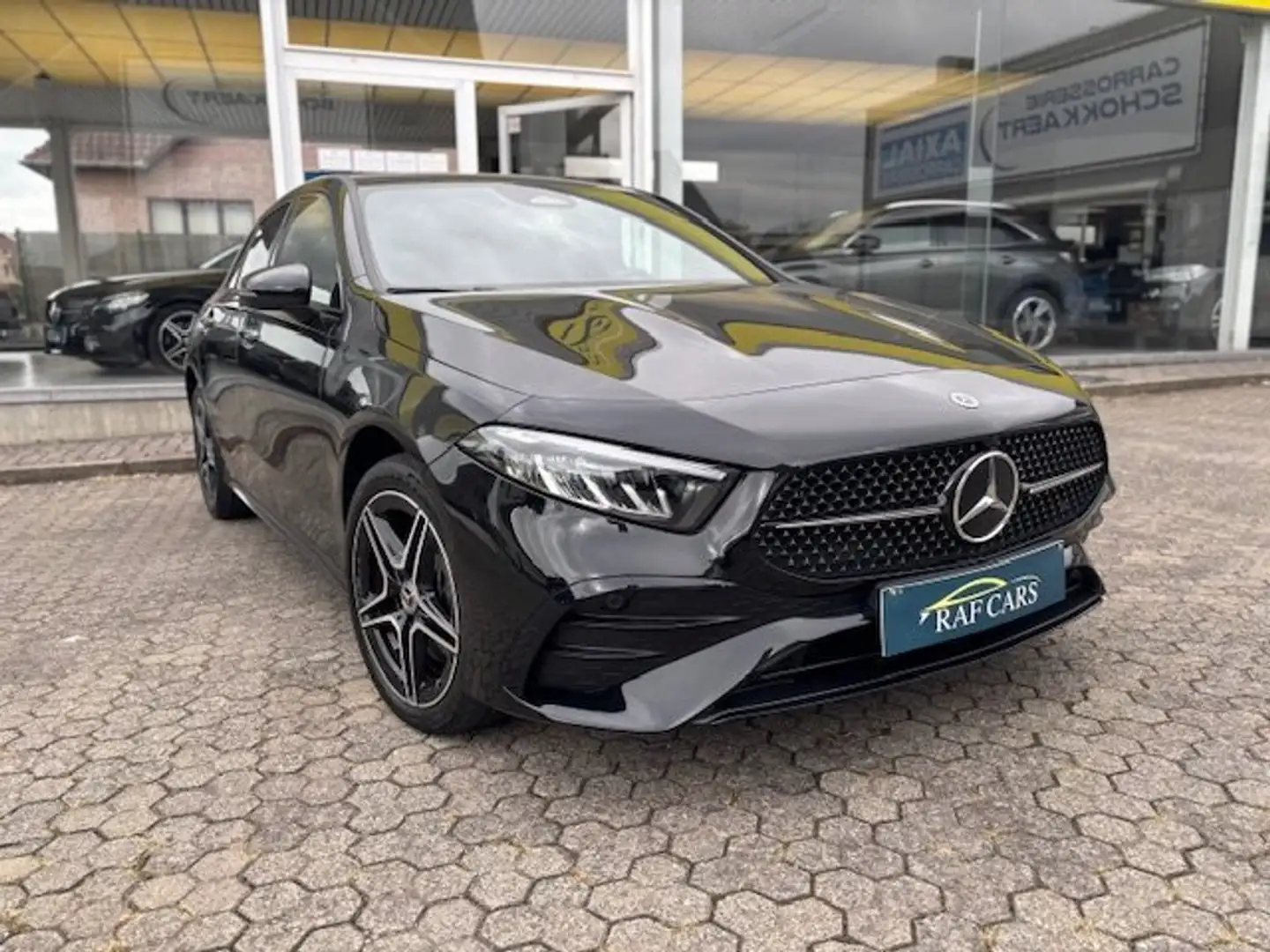 Mercedes-Benz A 250 e 8G-DCT AMG Line| GARANTIE | CARPASS | NIEUWSTAAT Schwarz - 2