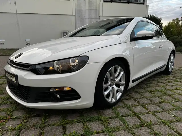 Volkswagen Scirocco 2.0 TSI 147 kW/Autom./Sitzhz./Alu/Sportsitze/Org.