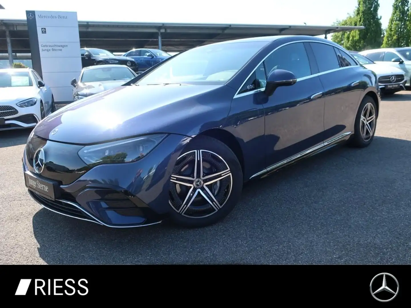 Mercedes-Benz EQE 350 + AMG Sport Hyper Burm Pano Wpumpe HUD 360 Bleu - 1