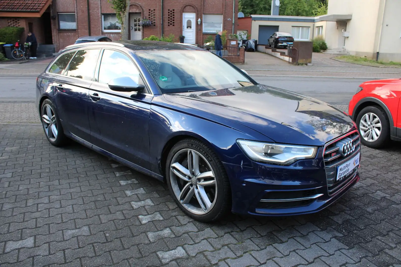 Audi S6 Avant 4.0 TFSI Quattro*LUFT*S-SITZ*PANO*AHK* Modrá - 2