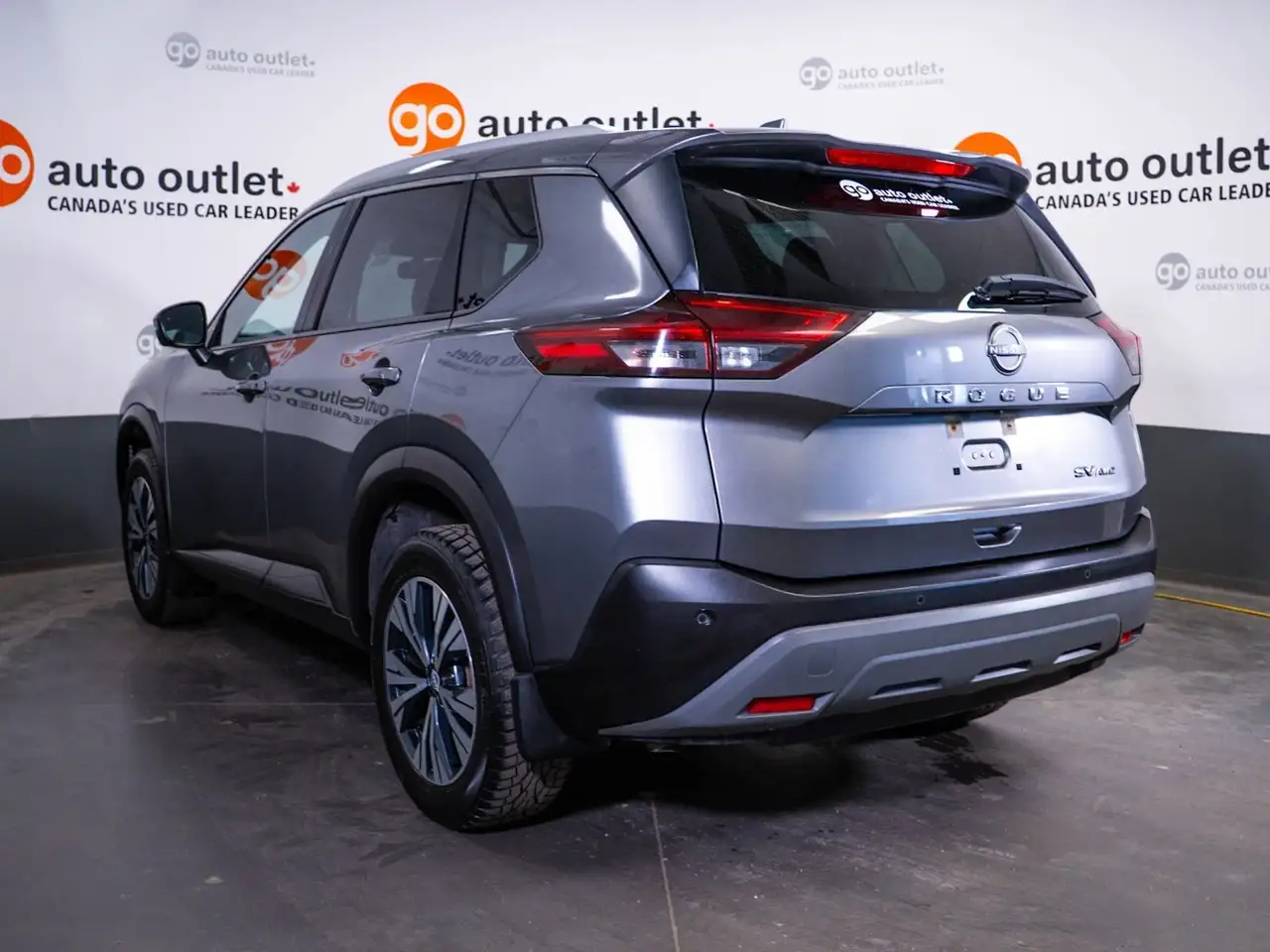 Nissan Rogue снимка Nissan Rogue