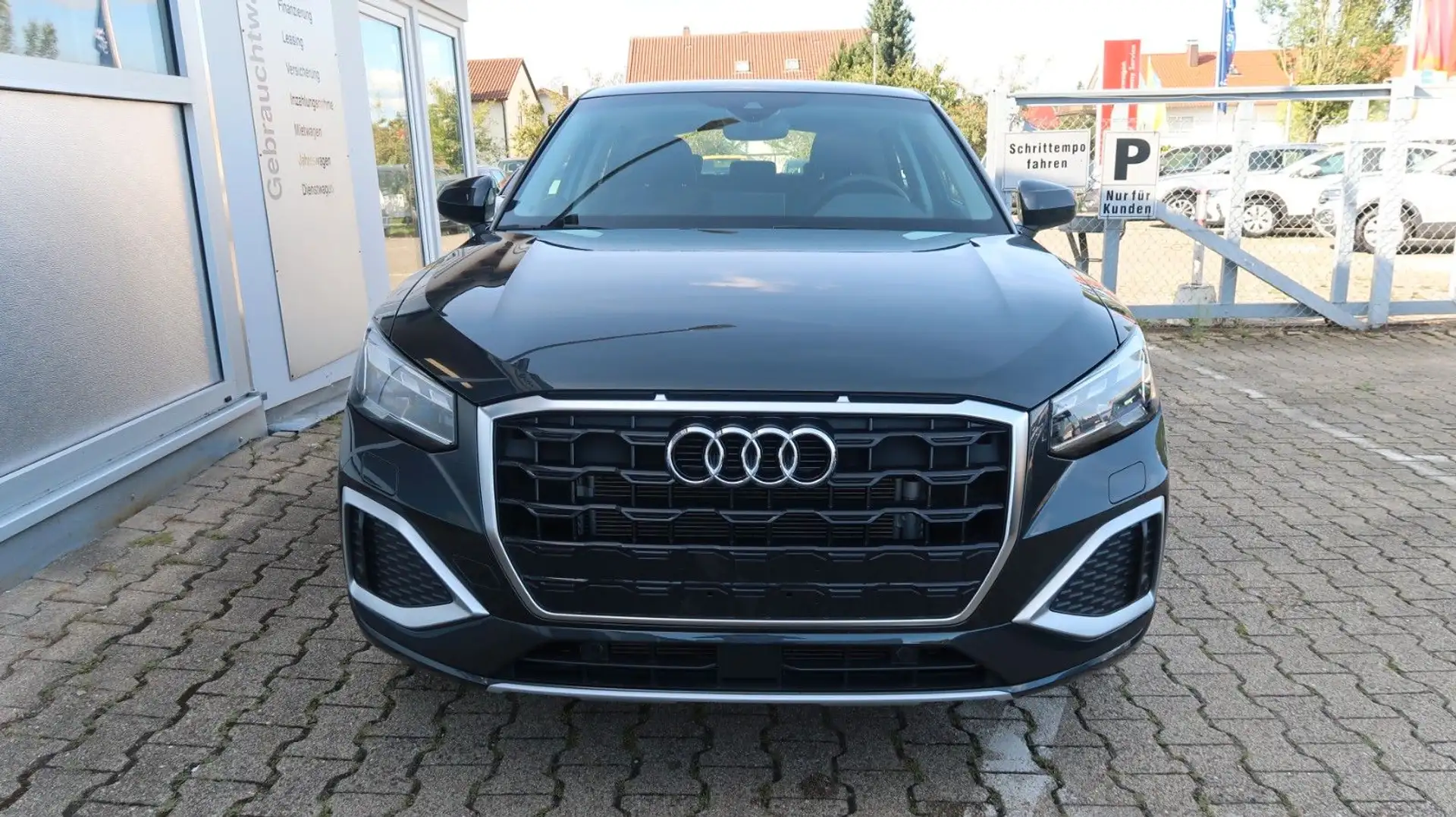 Audi Q2 1,5 TFSI advanced 35 +APP +LEDMatrix +RFK+ACC Gris - 2