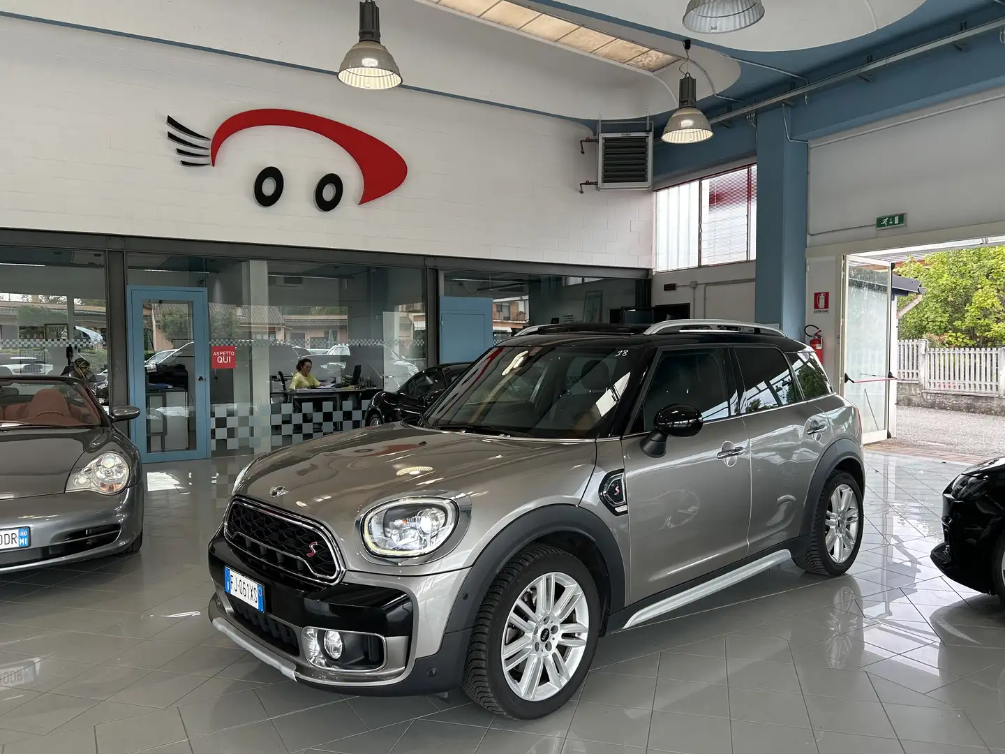 MINI Cooper S Countryman Mini Countryman F60 2017 2.0 auto Grijs - 1