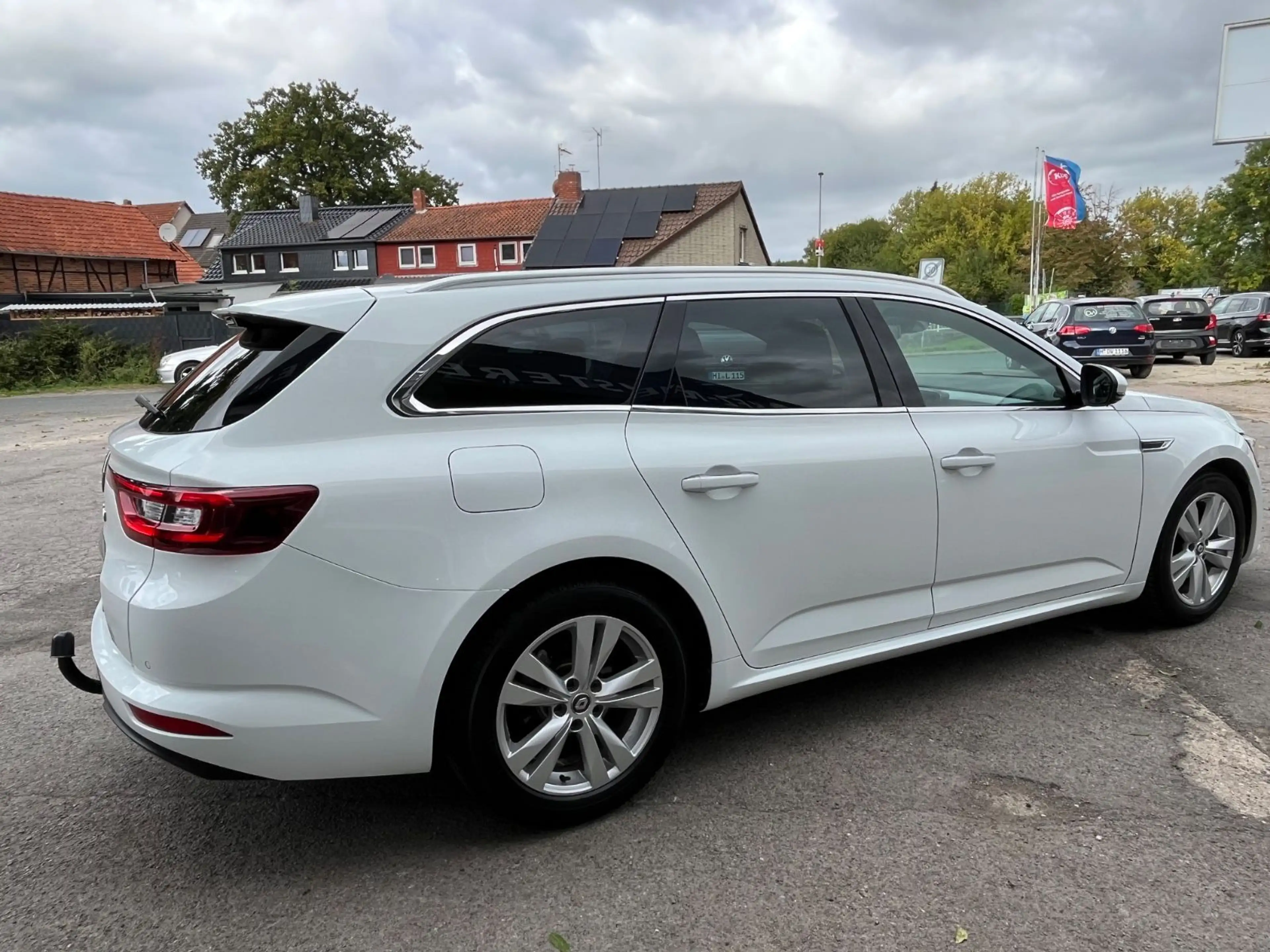 Renault Talisman Grandtour Life — photo 4