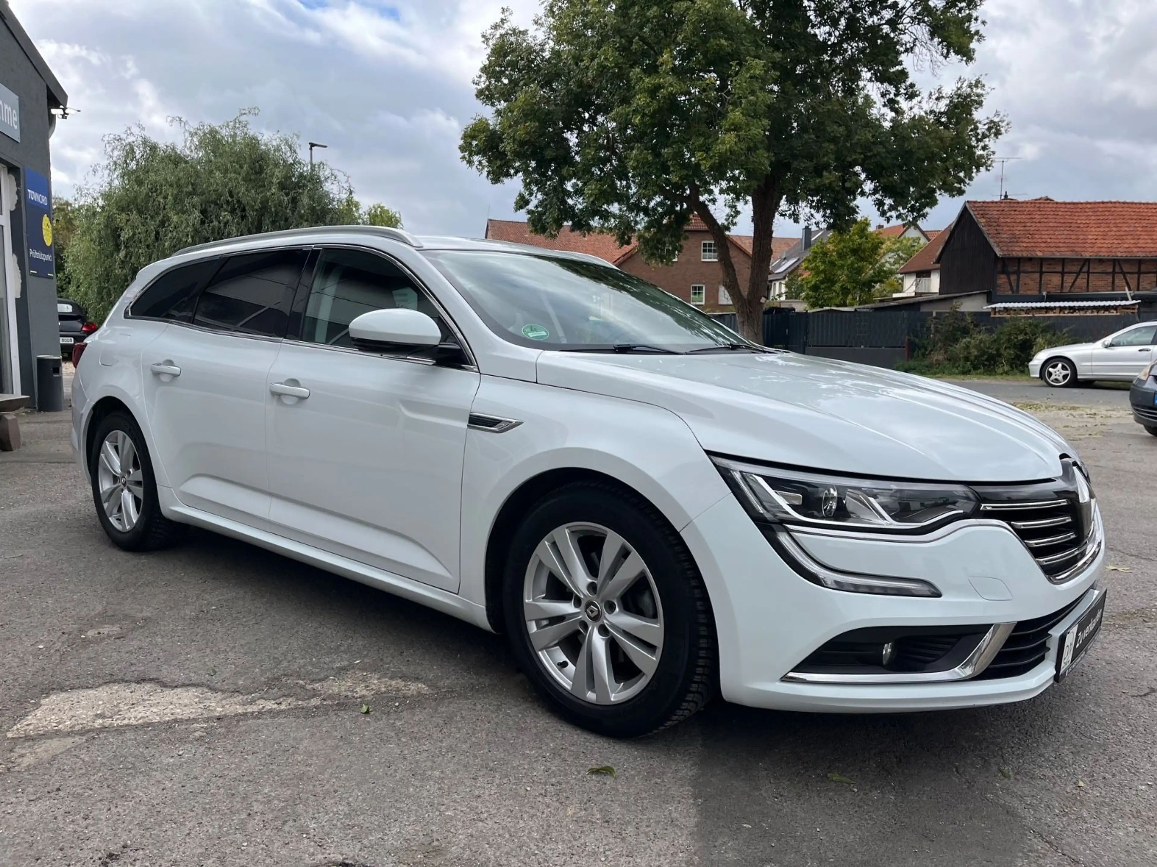 Renault Talisman Grandtour Life — photo 3