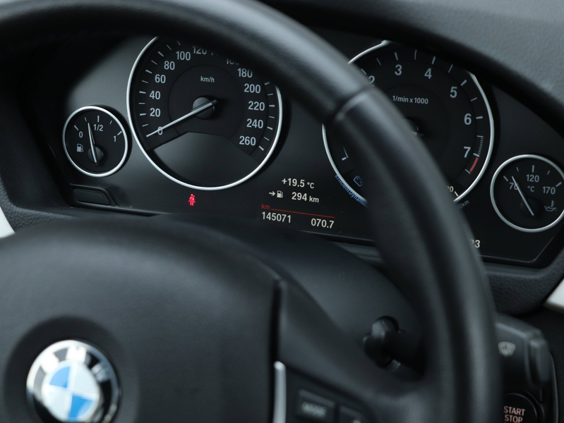 BMW 318 3-serie 318i Essential Automaat *Dealeronderh.*Led — photo 15