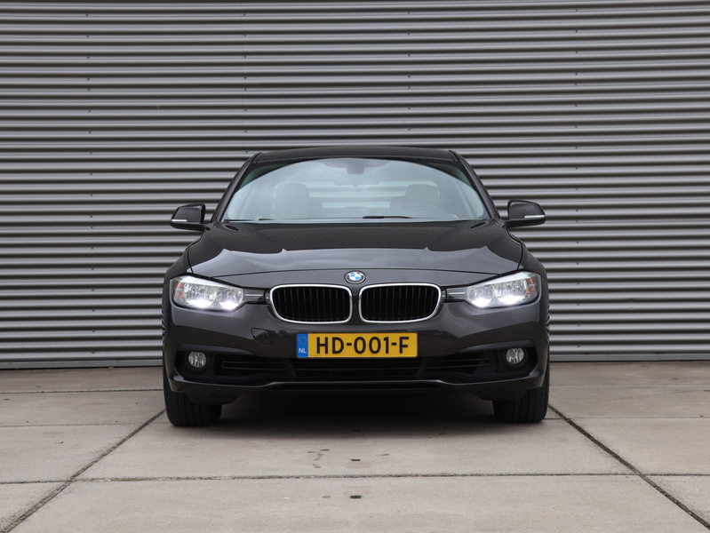 BMW 318 3-serie 318i Essential Automaat *Dealeronderh.*Led — photo 10