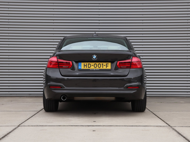 BMW 318 3-serie 318i Essential Automaat *Dealeronderh.*Led — photo 11