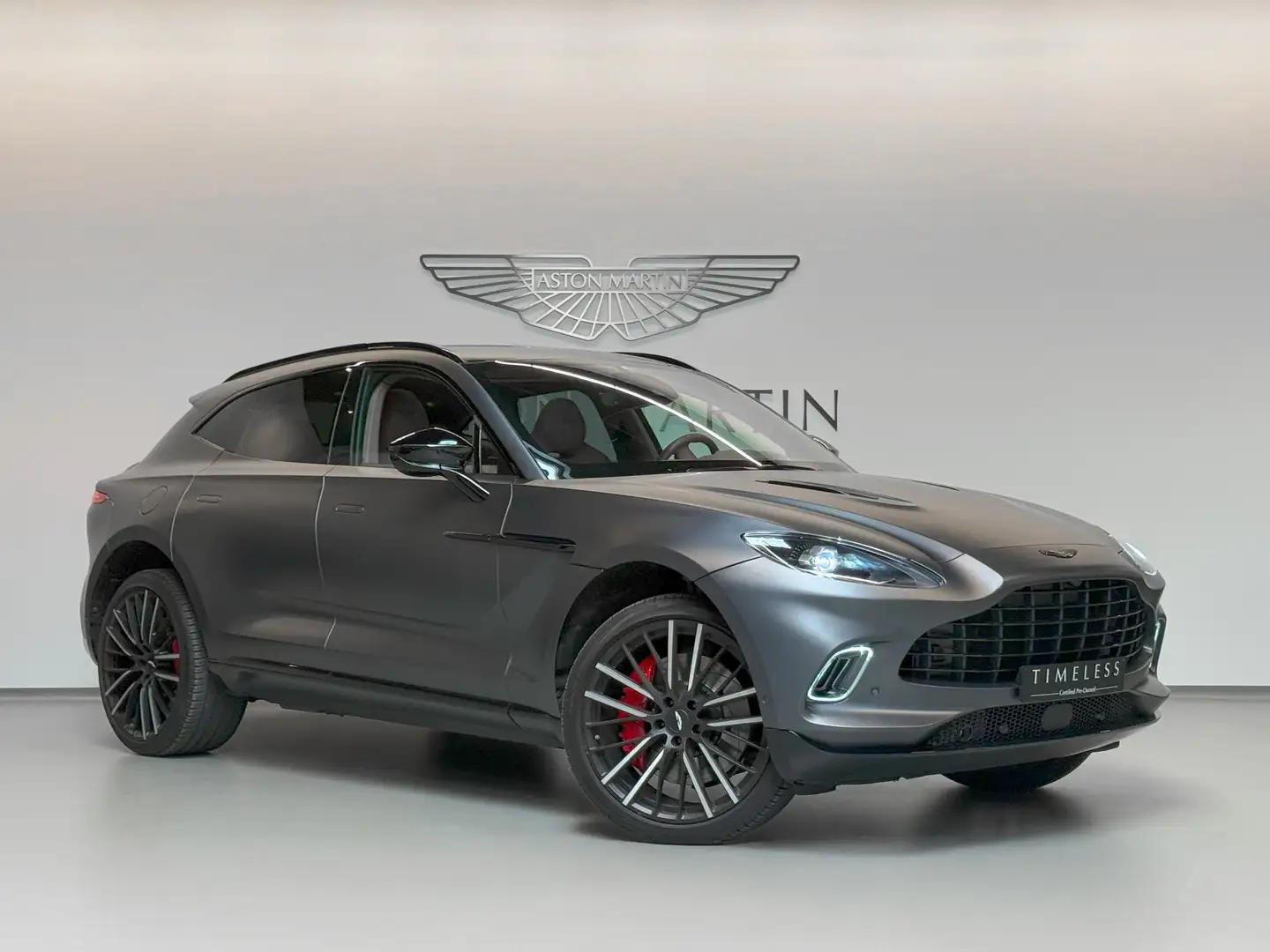 Aston Martin DBX DBX | Aston Martin Brussels Grijs - 1