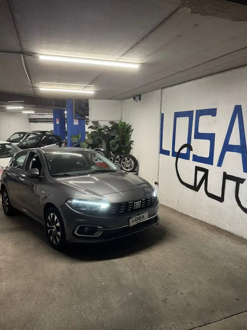 Fiat Tipo 1.5 Hybrid DCT 5 porte City Life Grigio - 1